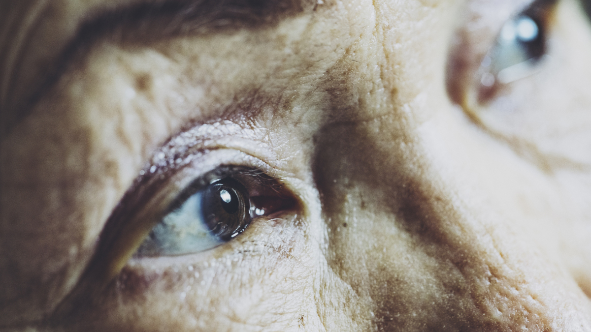 old man's line of sight